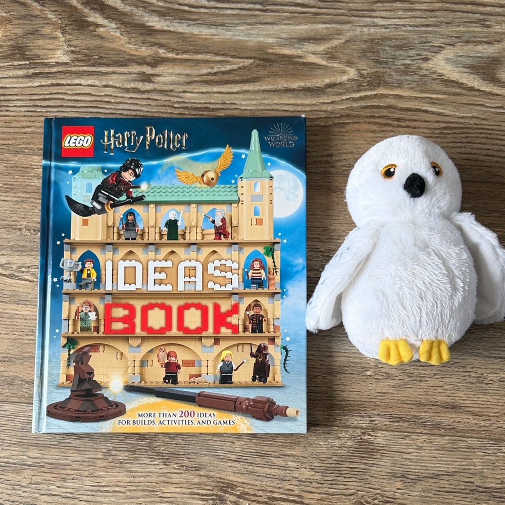 LEGO Harry Potter Ideas Book + Hedwig stuffy!